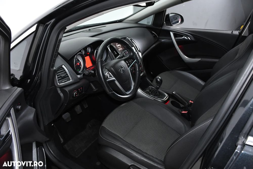 Opel Astra 1.7 CDTI DPF Exklusiv - 5