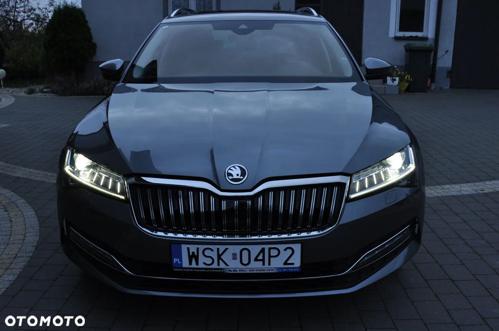 Skoda Superb 2023 photo 2