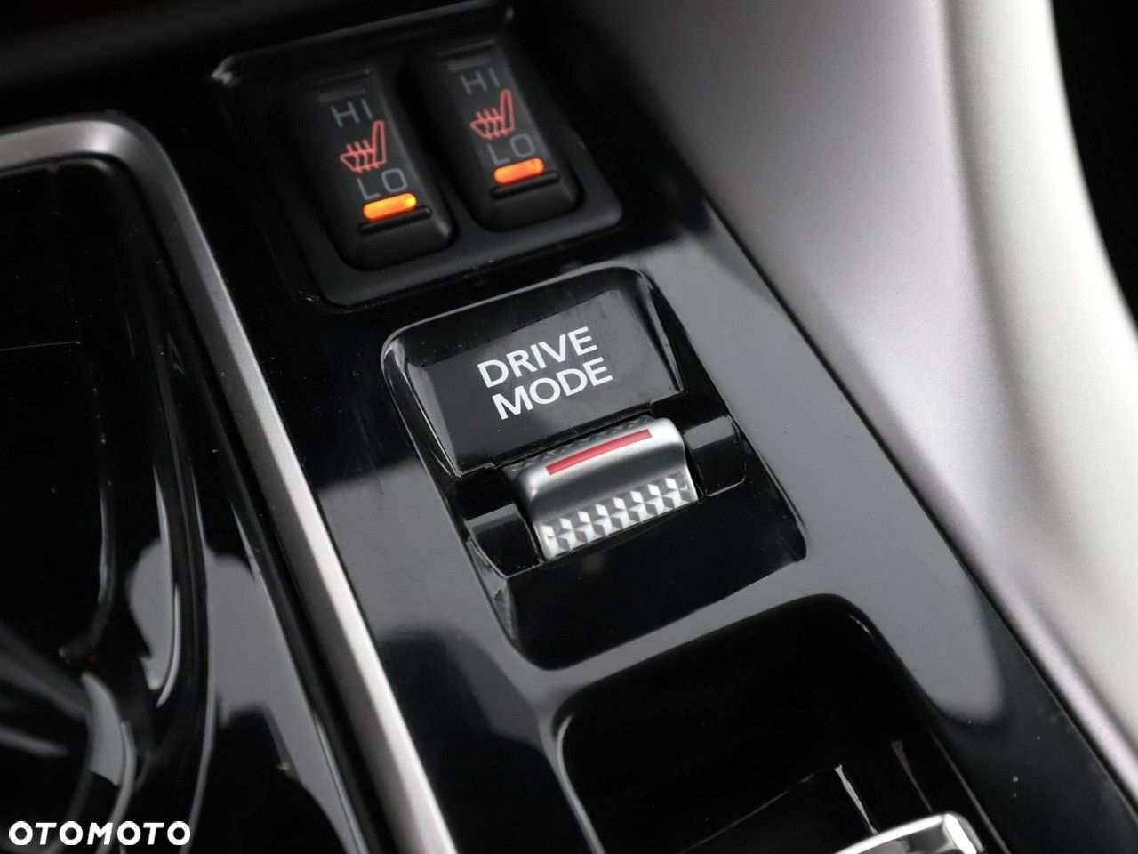 Mitsubishi Eclipse Cross Plug-In Hybrid 4WD Basis - 29