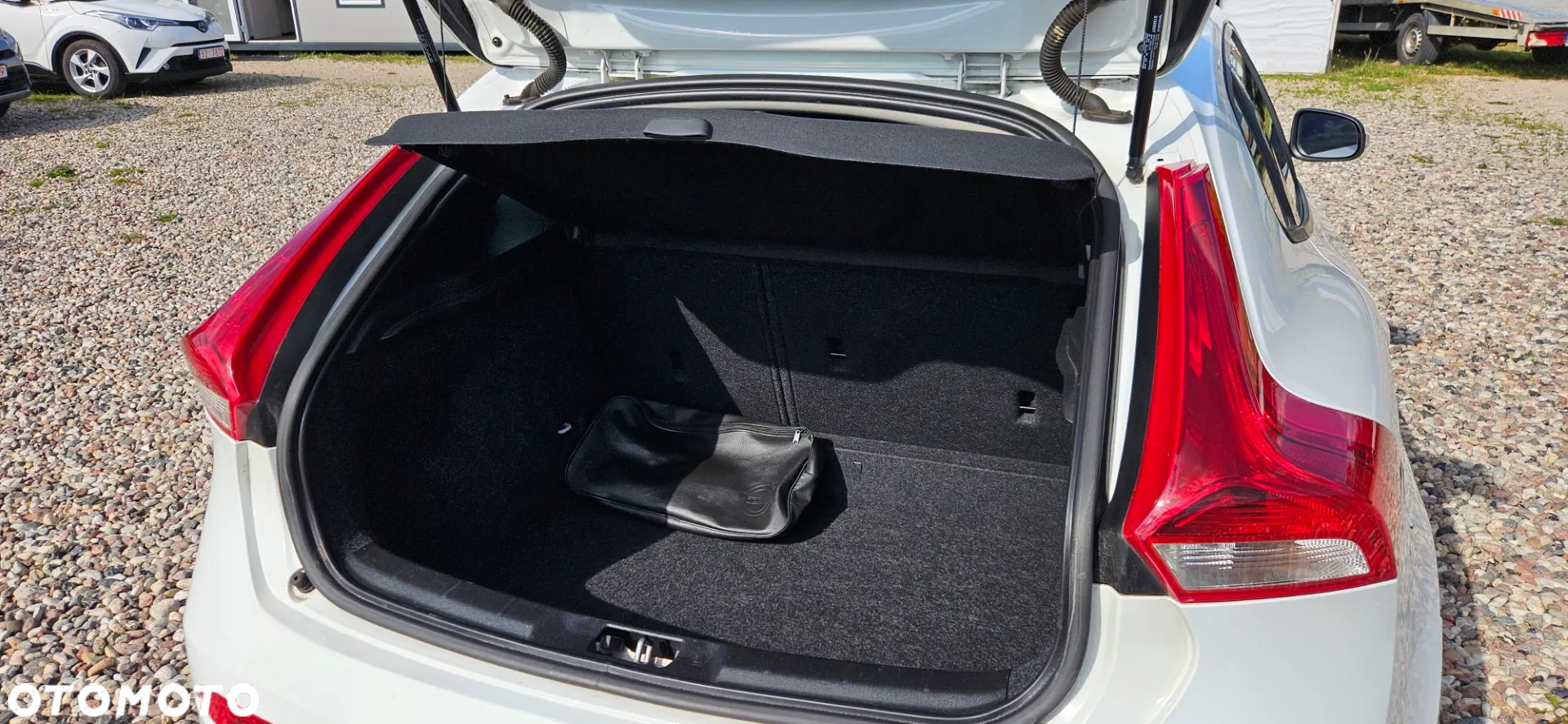 Volvo V40 D2 - 15