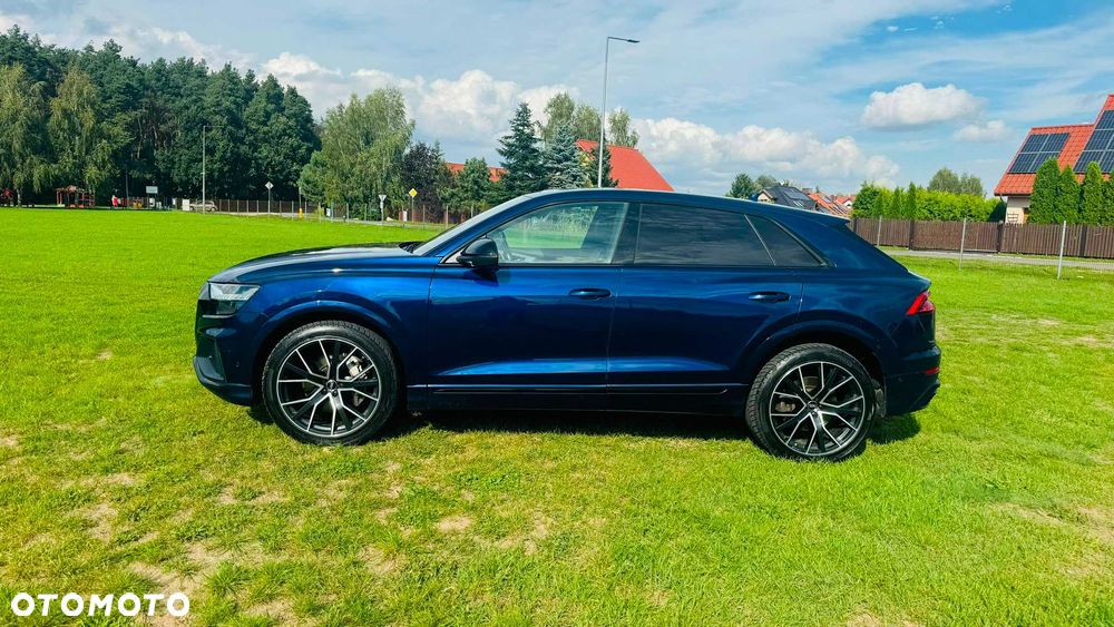 Audi Q8 - 2