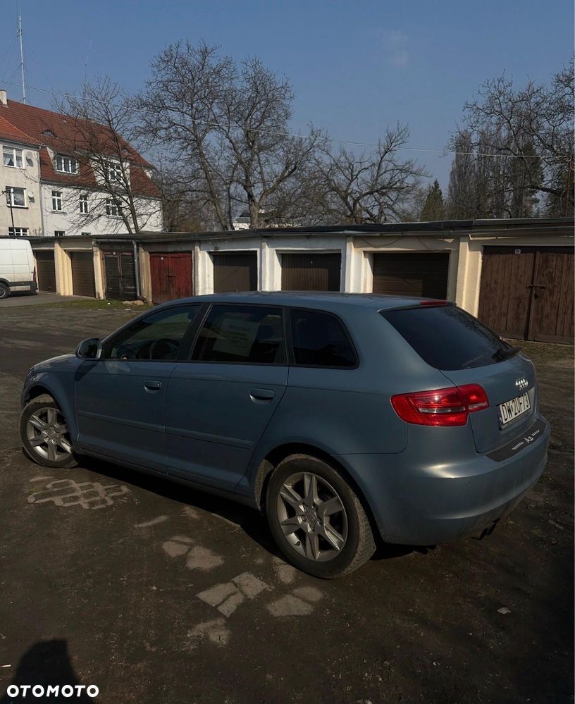 Audi A3 Sportback 2.0 TDI DPF S tronic S line Sportpaket - 7