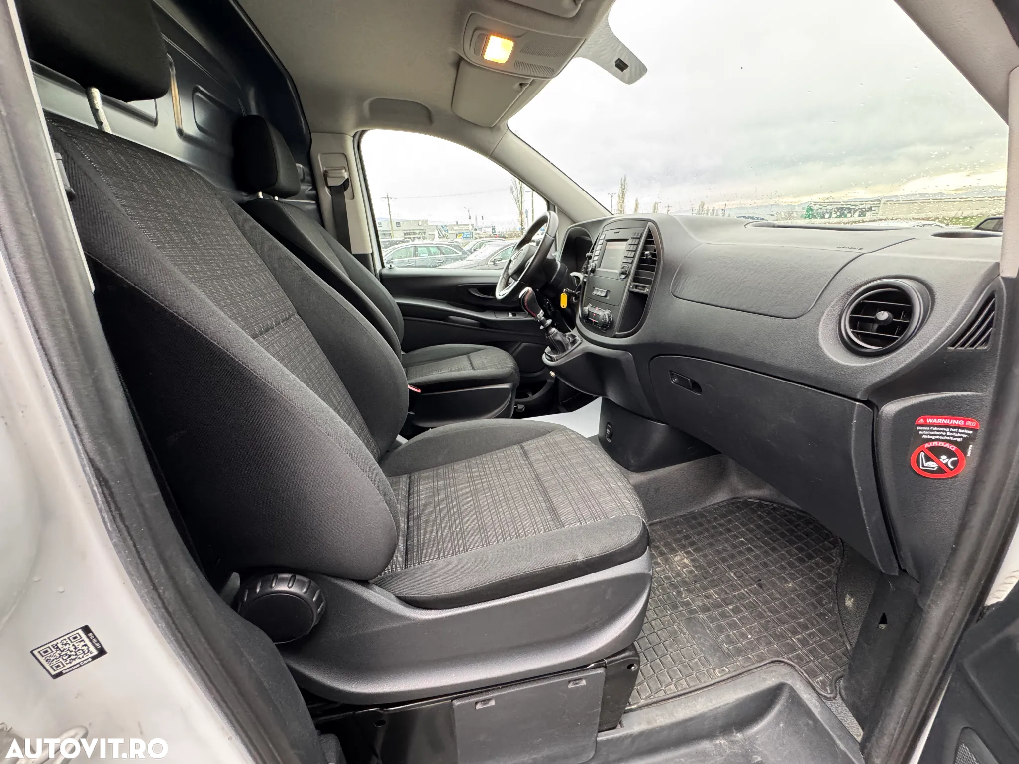 Mercedes-Benz Vito - 22