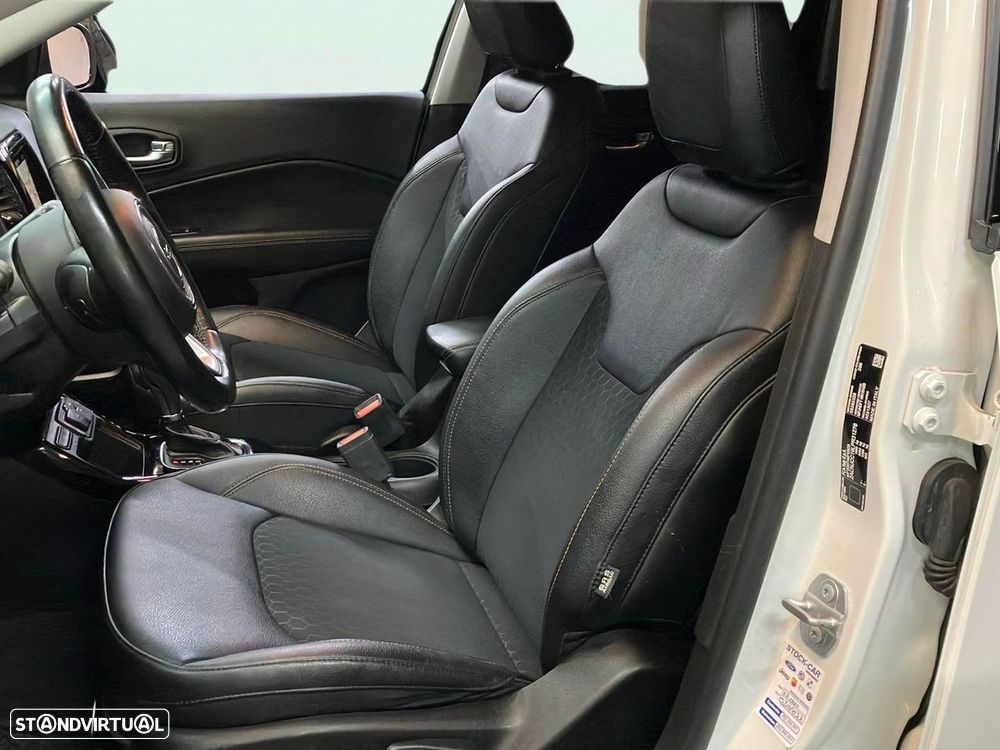 Jeep Compass 1.3 T Limited DCT - 17