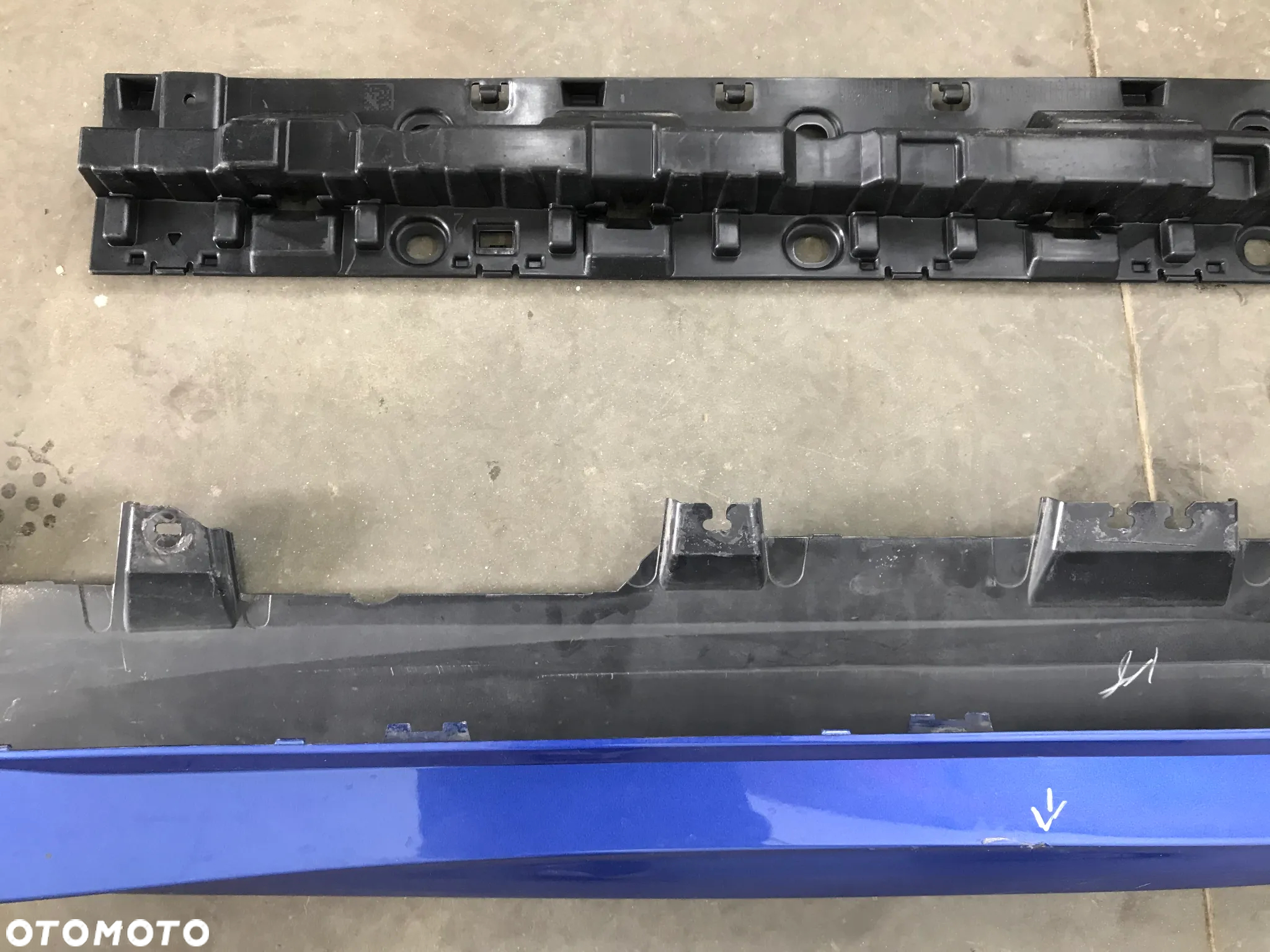 Nakładka progu BMW x6 G06 m-pakiet 19- prawa listwa progowa + ślizg KOMPLET 868012 868011 - 18