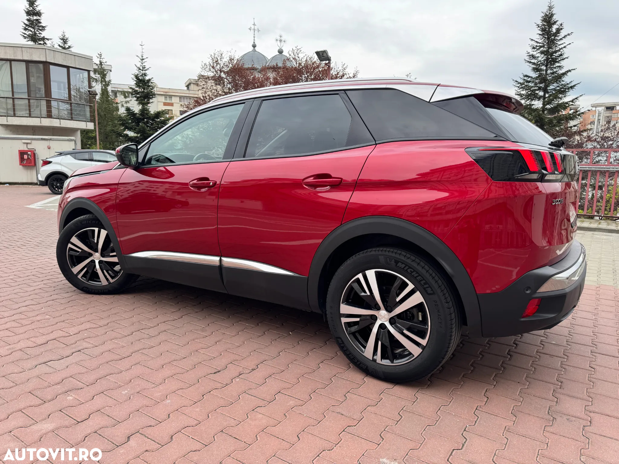 Peugeot 3008 BlueHDi 130 Stop & Start EAT8 Allure Business-Paket - 9