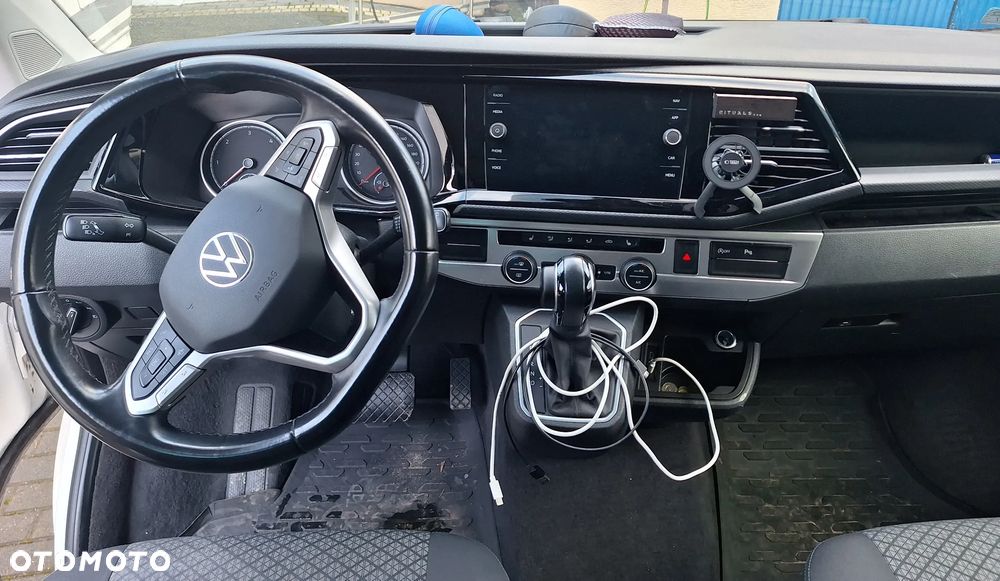 Volkswagen Multivan ver-2-0-tdi-l1-trendline-dsg - 13
