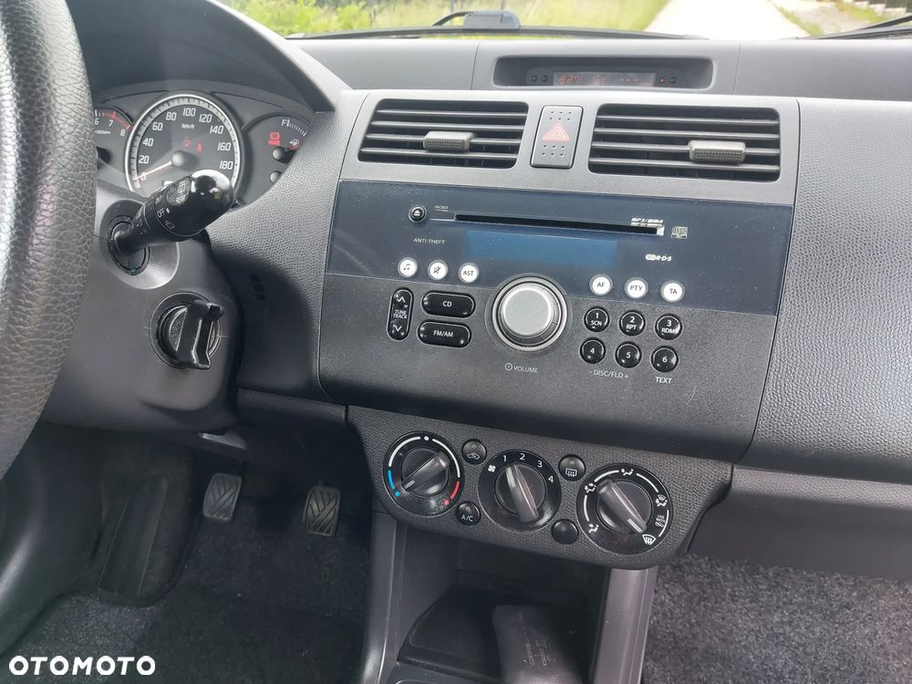 Suzuki Swift 1.3 Comfort - 19