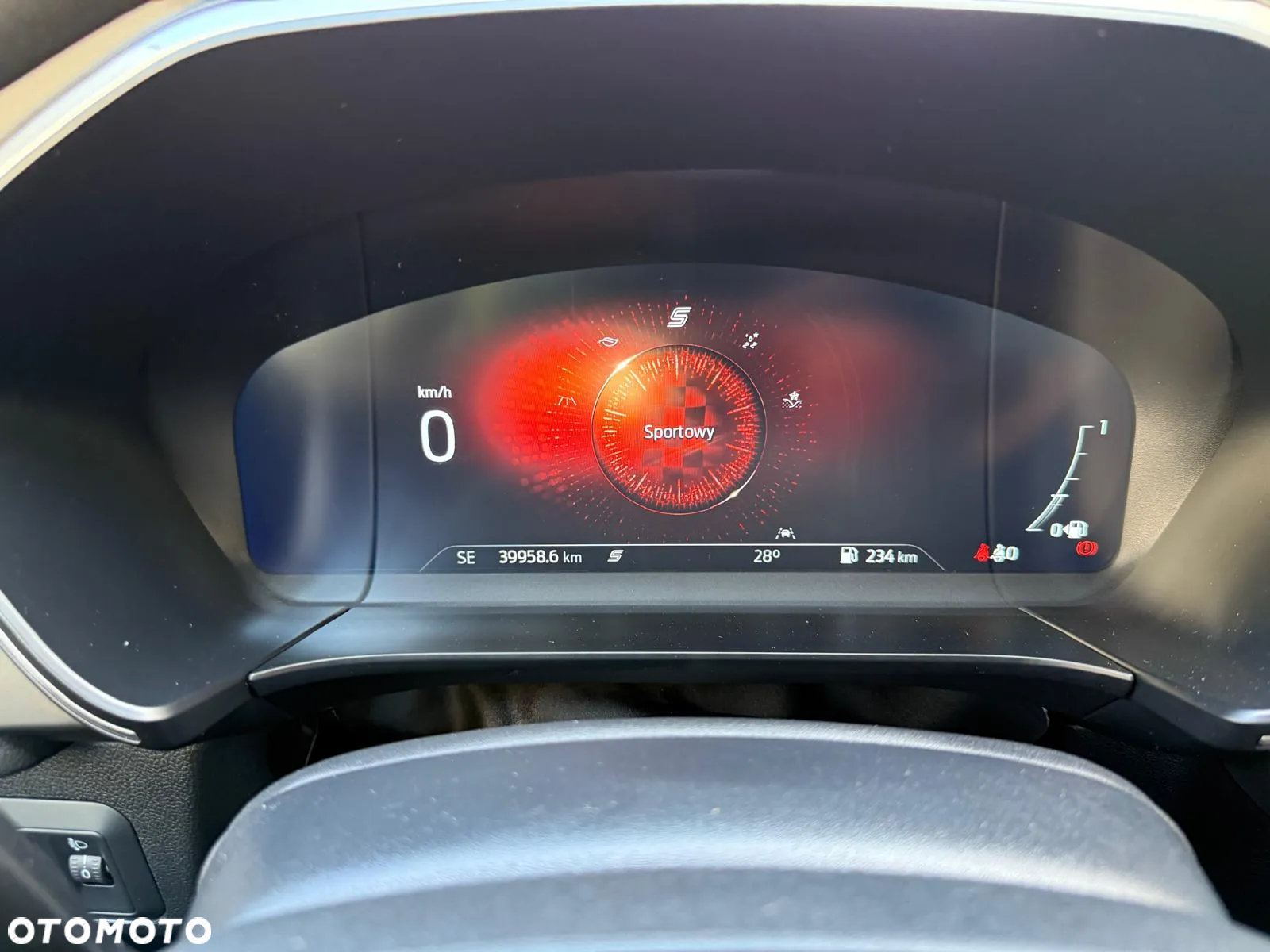 Ford Kuga 1.5 EcoBoost FWD Titanium - 23