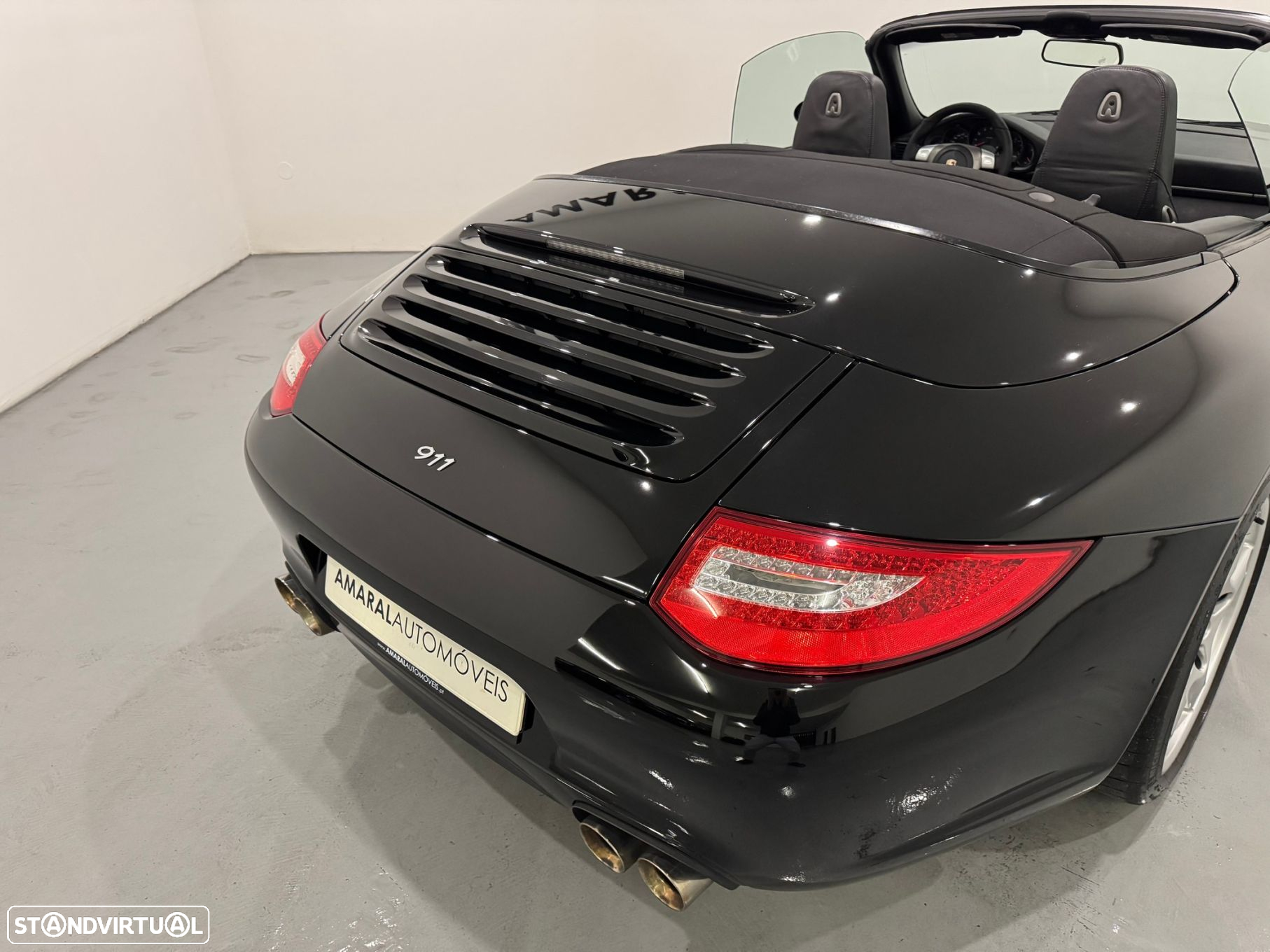Porsche 911 Série F - 23