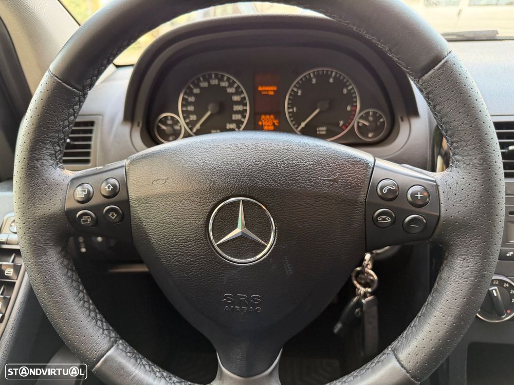 Mercedes-Benz A 150 Classic - 11