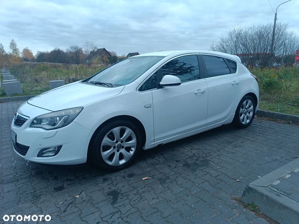 Opel Astra 1.6 T Sport - 1