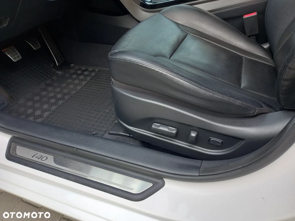 Hyundai i40 Kombi 2.0 Premium - 27