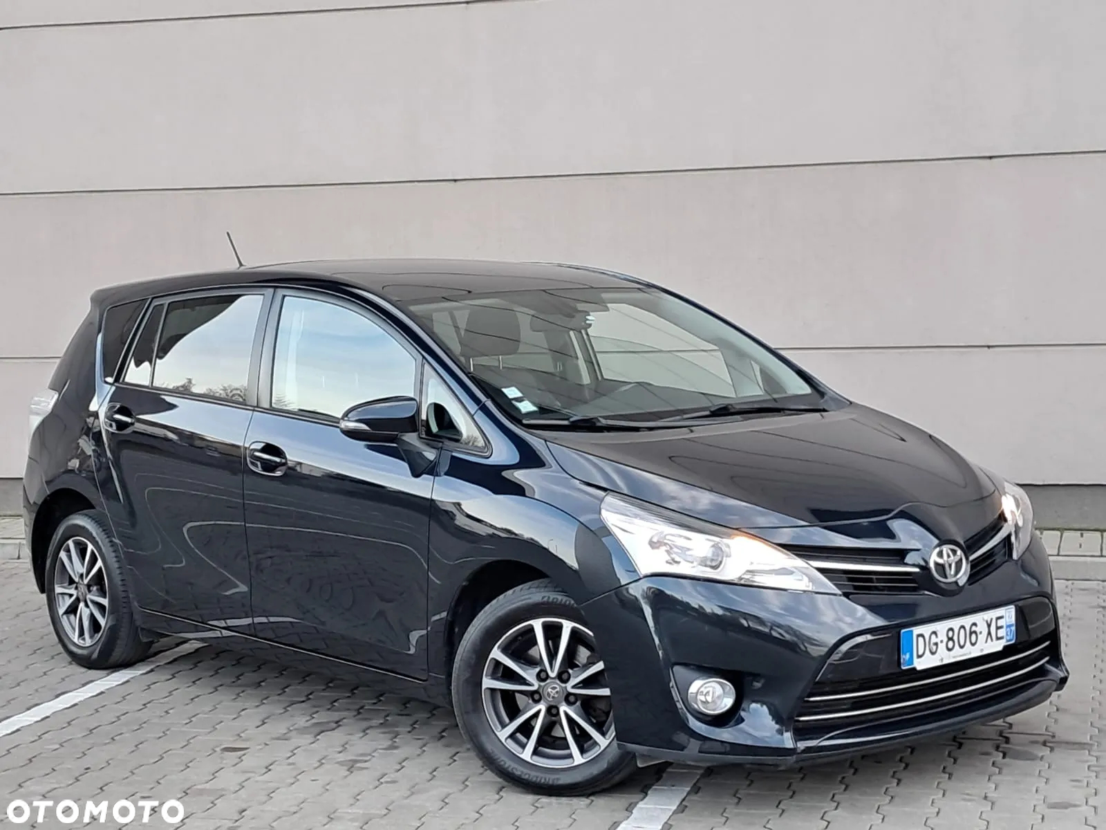 Toyota Verso - 3
