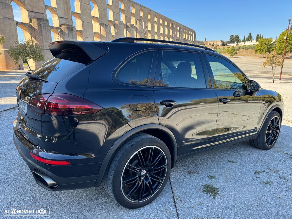 Porsche Cayenne 2016 photo 4