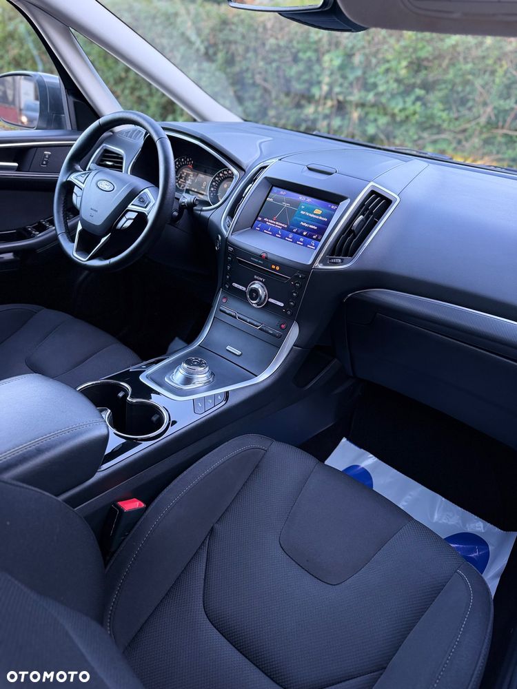 Ford S-Max 2.0 EcoBlue Titanium - 25