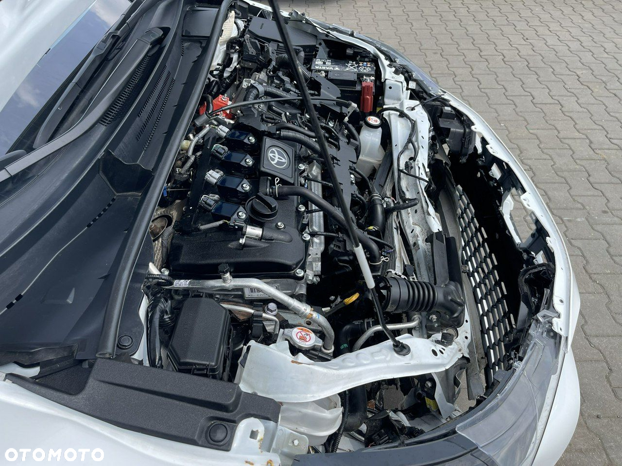 Toyota Corolla - 13