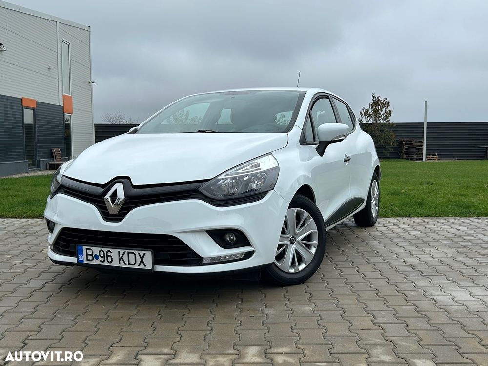 Renault Clio - 1