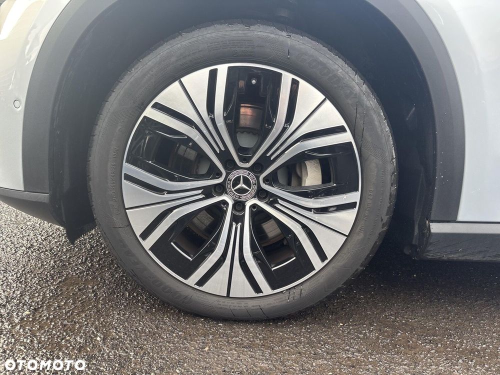 Mercedes-Benz EQE - 10