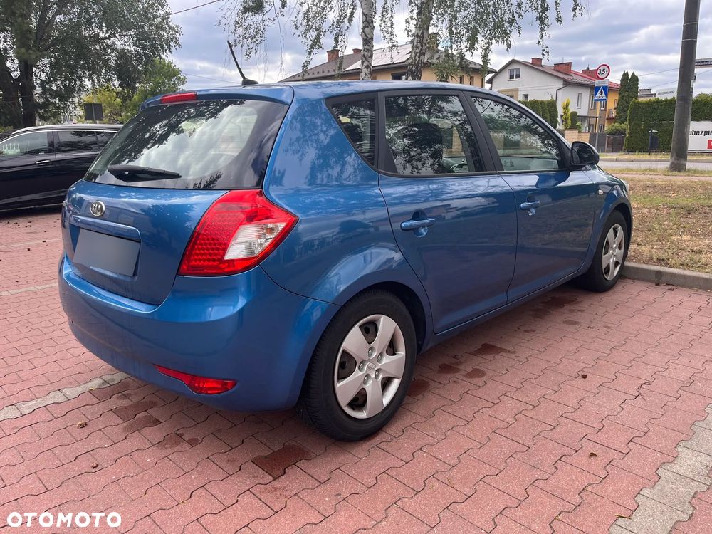 Kia Ceed 1.4 Comfort - 2