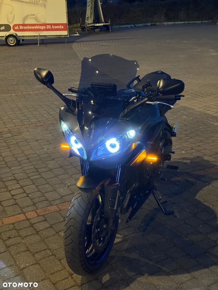 Yamaha FZ8 - 37