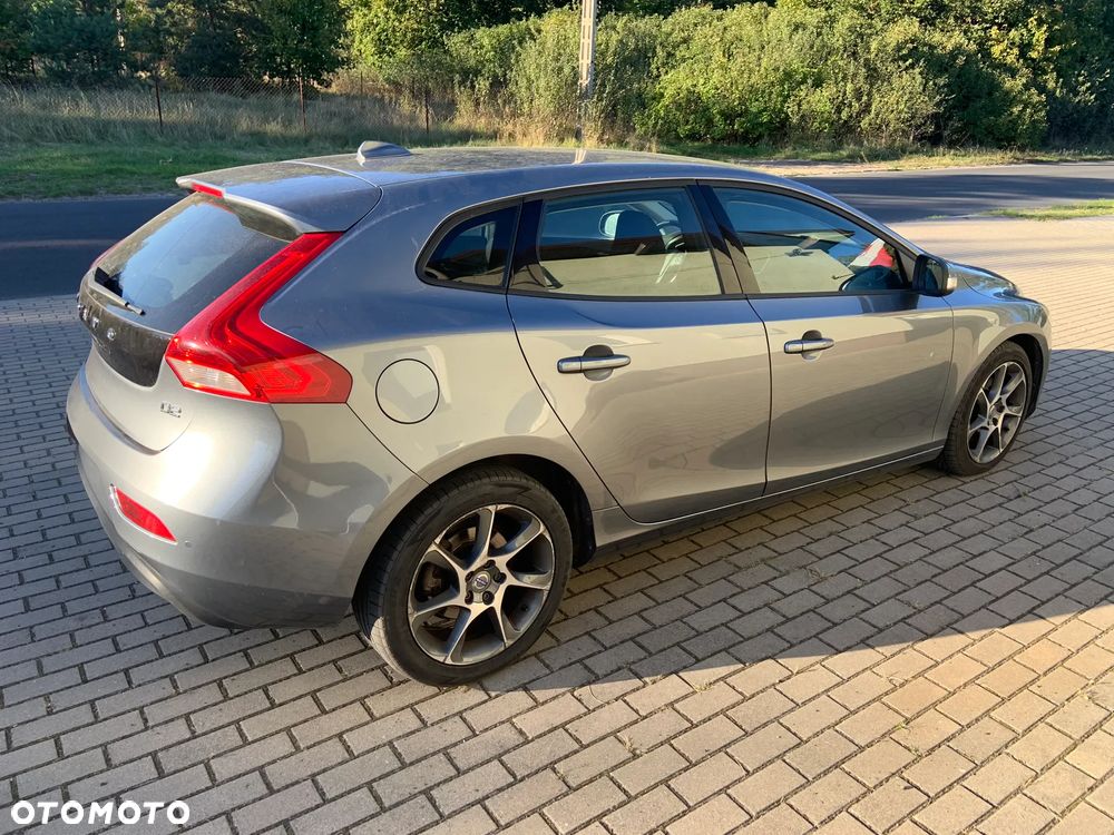 Volvo V40 D2 Kinetic - 6