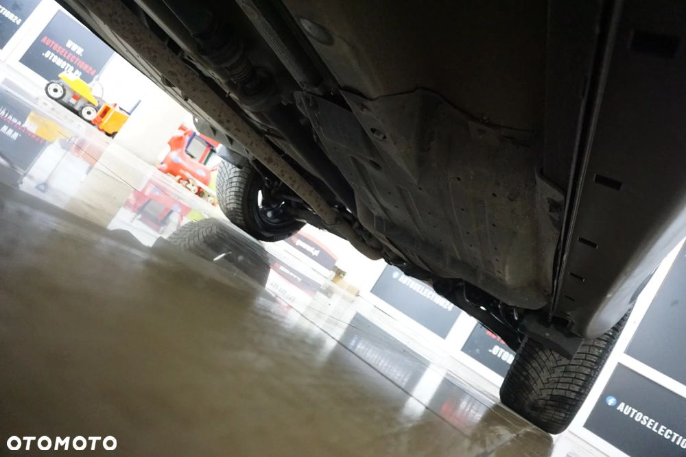 Kia Sportage 2,0 CRDI AWD Spirit - 14