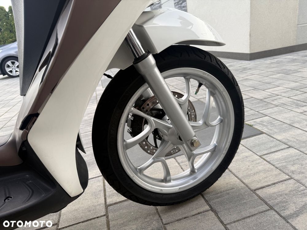 Piaggio Medley - 17