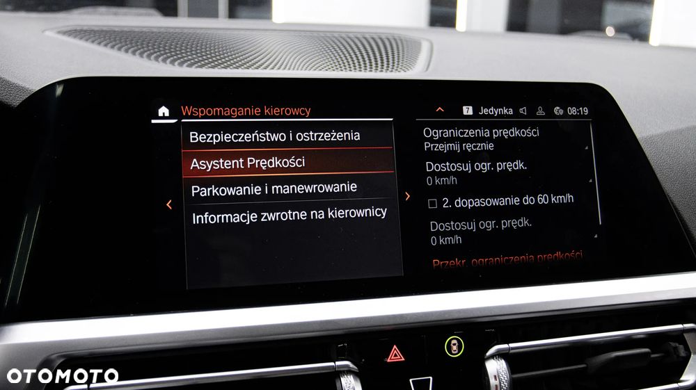 BMW Seria 3 320i Sport Line - 30