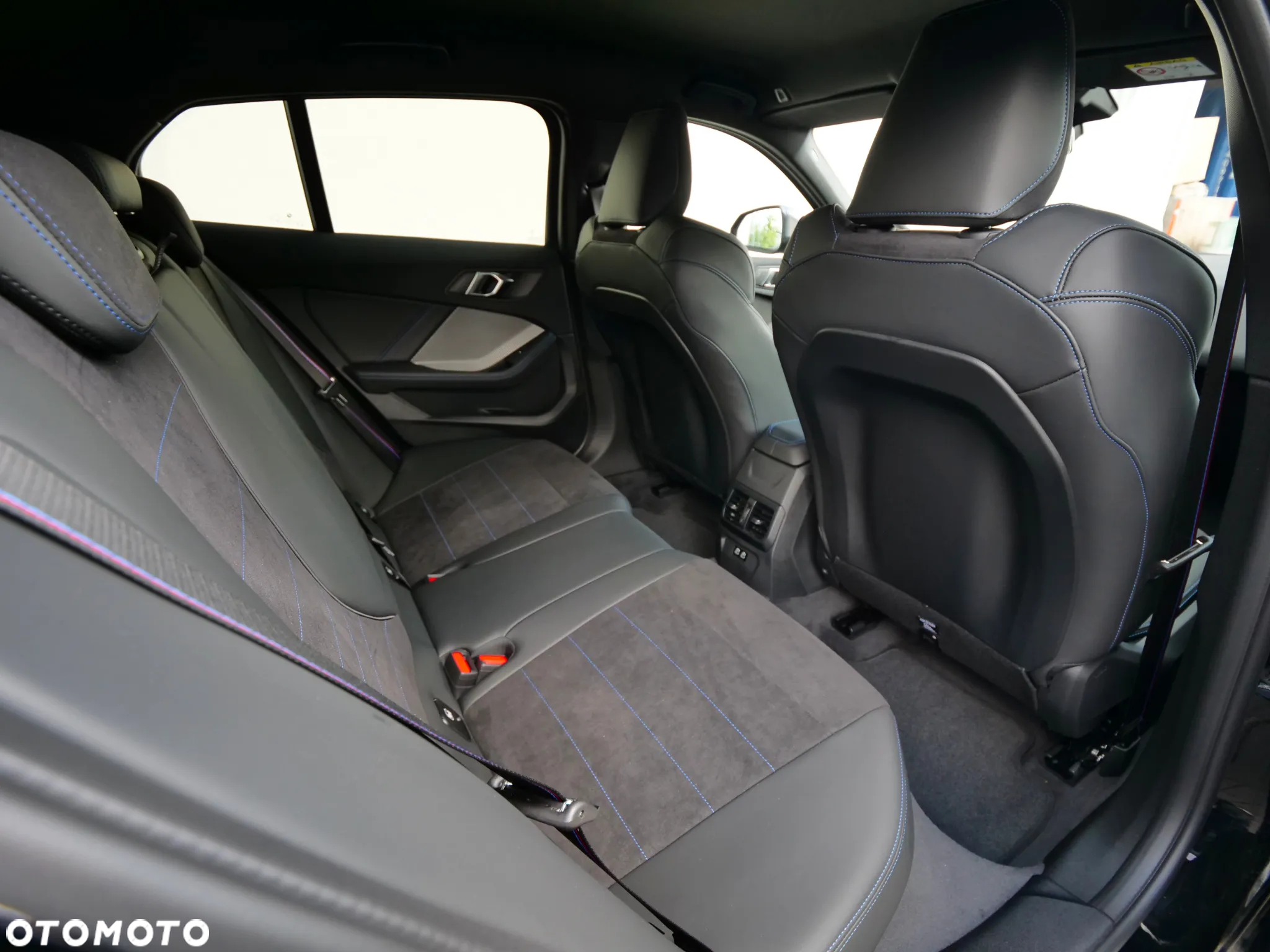 BMW Seria 1 - 38