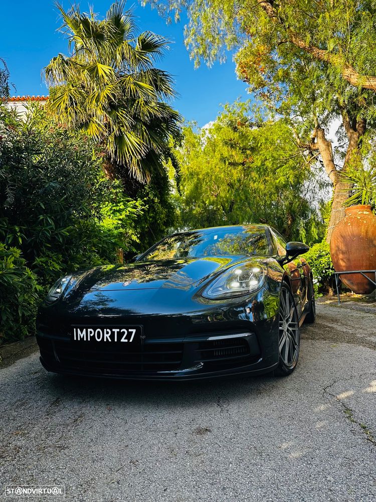 Porsche Panamera 4 E-Hybrid Edition 10 Anos - 11