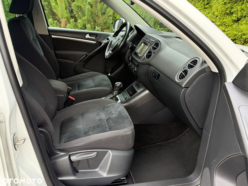 Volkswagen Tiguan 2.0 TDI SCR 4MOTION BlueMotion Technology DSG Sport & Style - 9