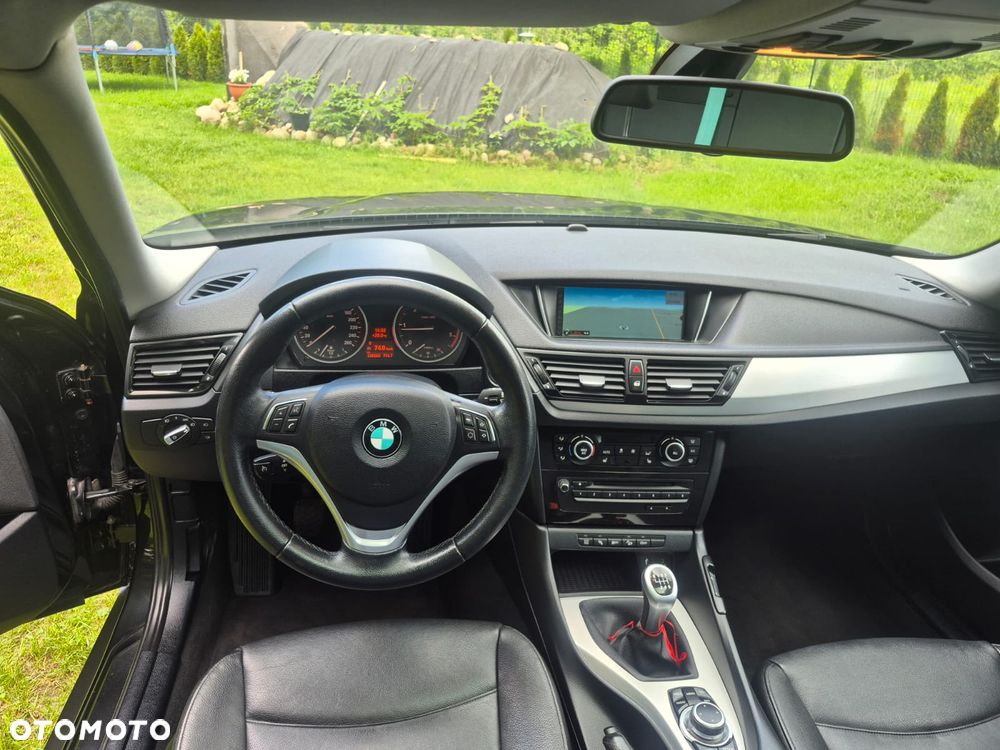 BMW X1 xDrive20d - 8