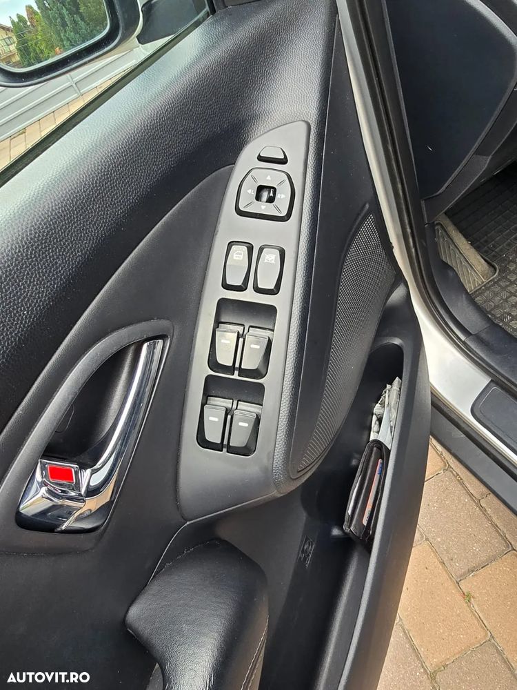 Hyundai ix35 2.0 CRDI 4WD Automatik Premium - 10
