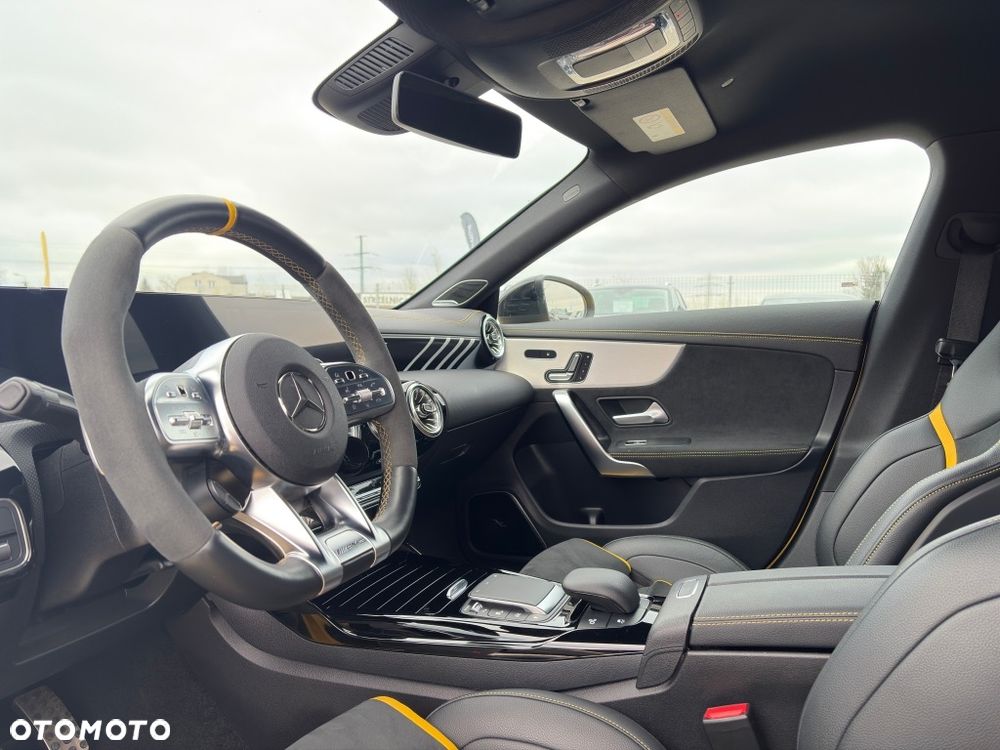 Mercedes-Benz CLA AMG 45 S 4-Matic+ 8G-DCT - 13