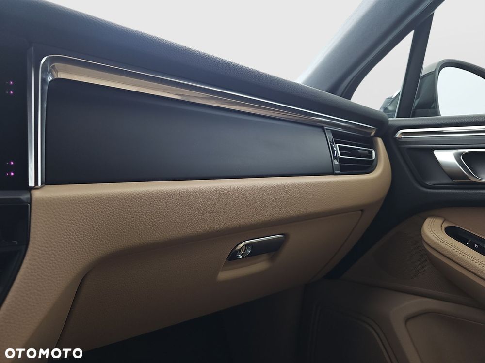 Porsche Macan Standard - 28