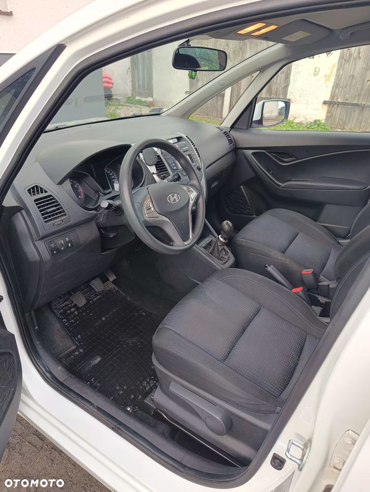 Hyundai ix20 1.6 Classic + - 10