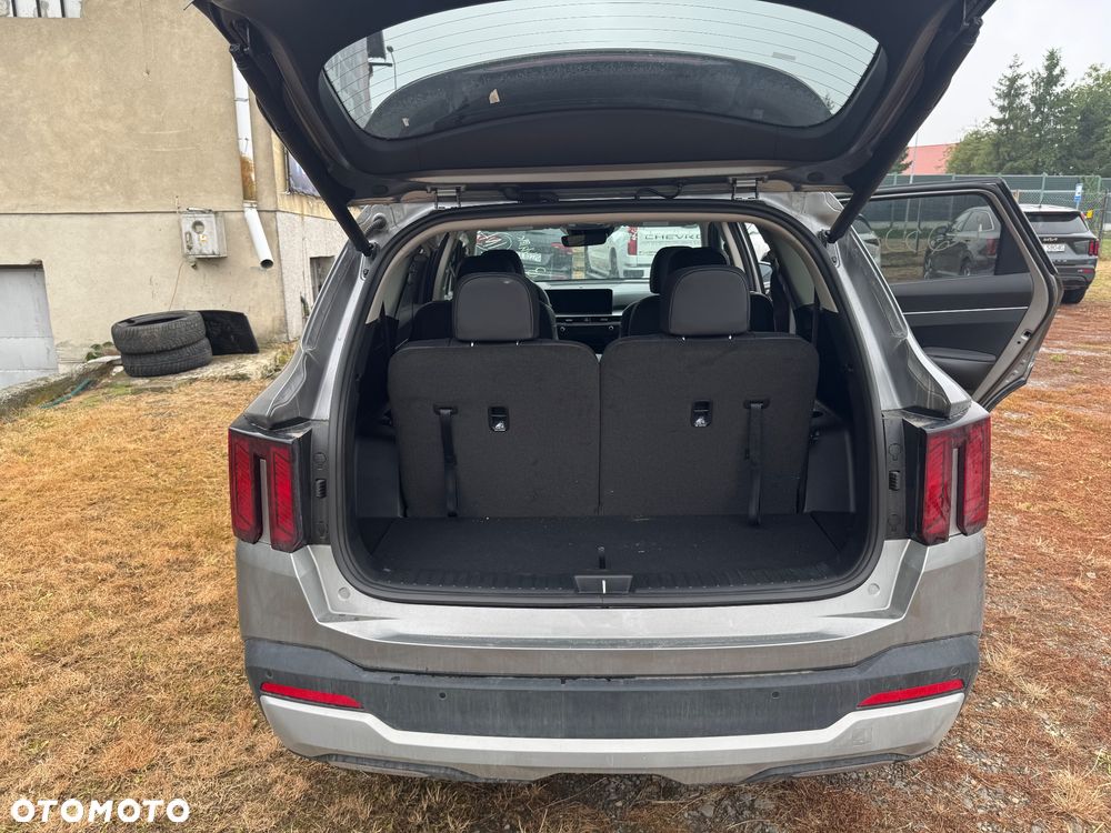 Kia Sorento - 38