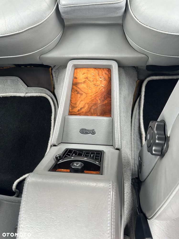 Jaguar XJ - 25
