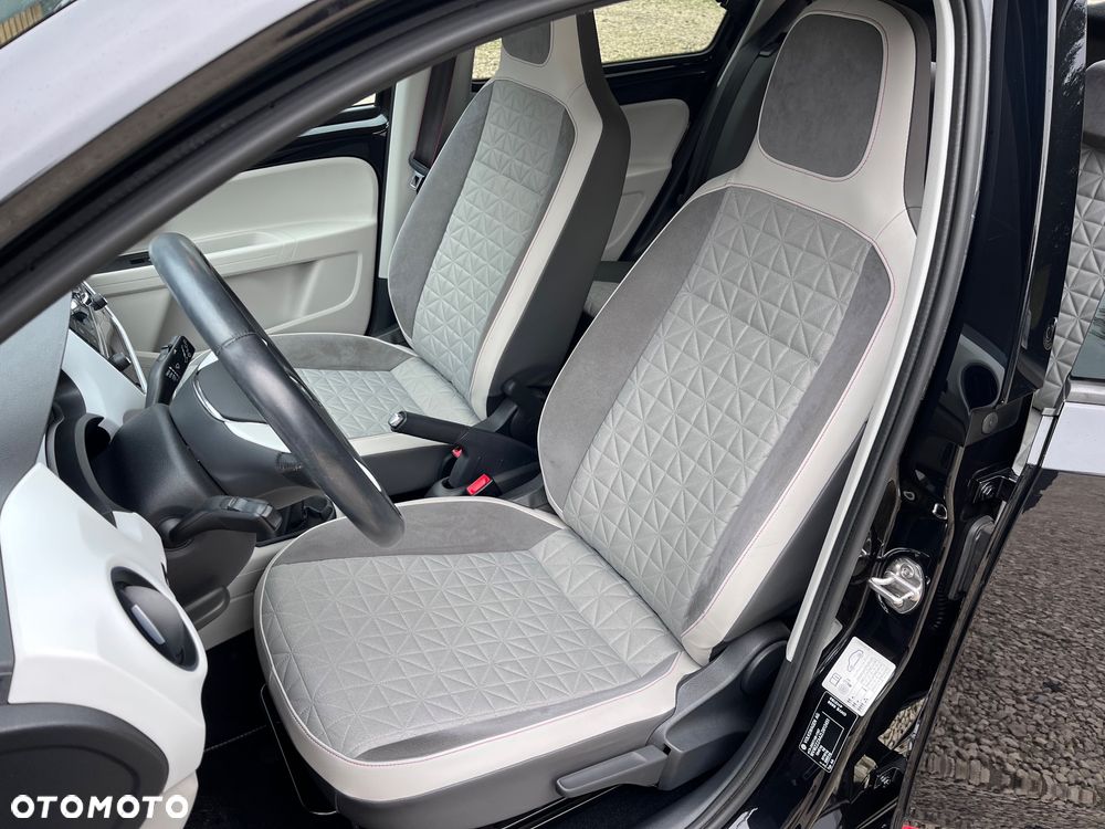 Volkswagen up! 1.0 beats - 14