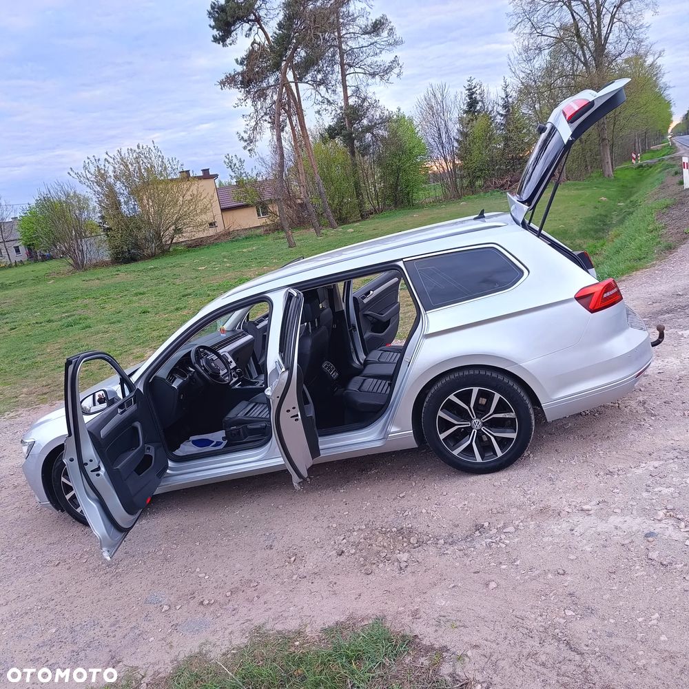 Volkswagen Passat 2.0 TDI (BlueMotion Technology) Highline - 9