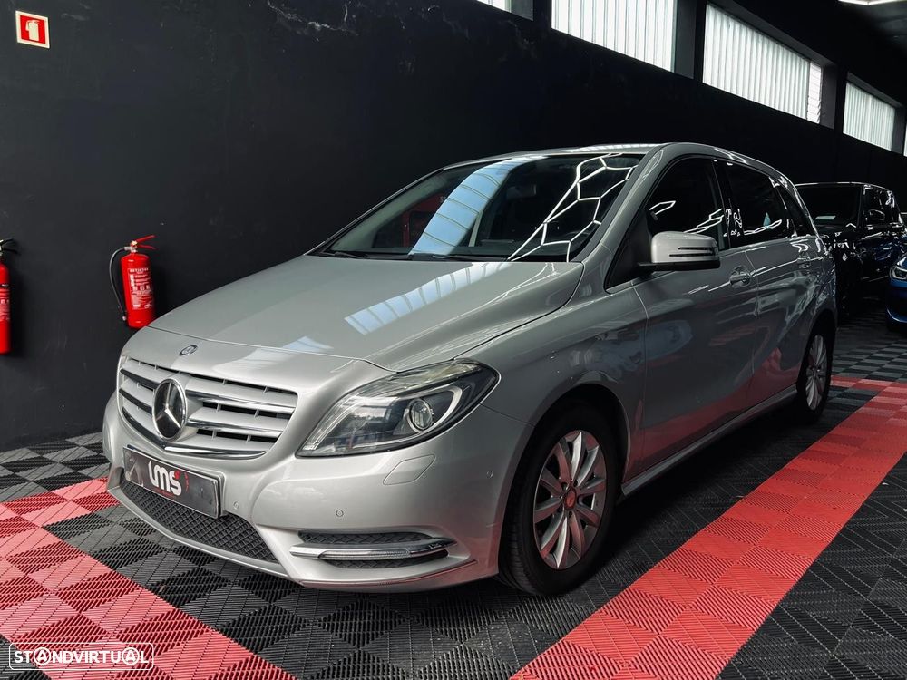 Mercedes-Benz B 180 d Style - 4