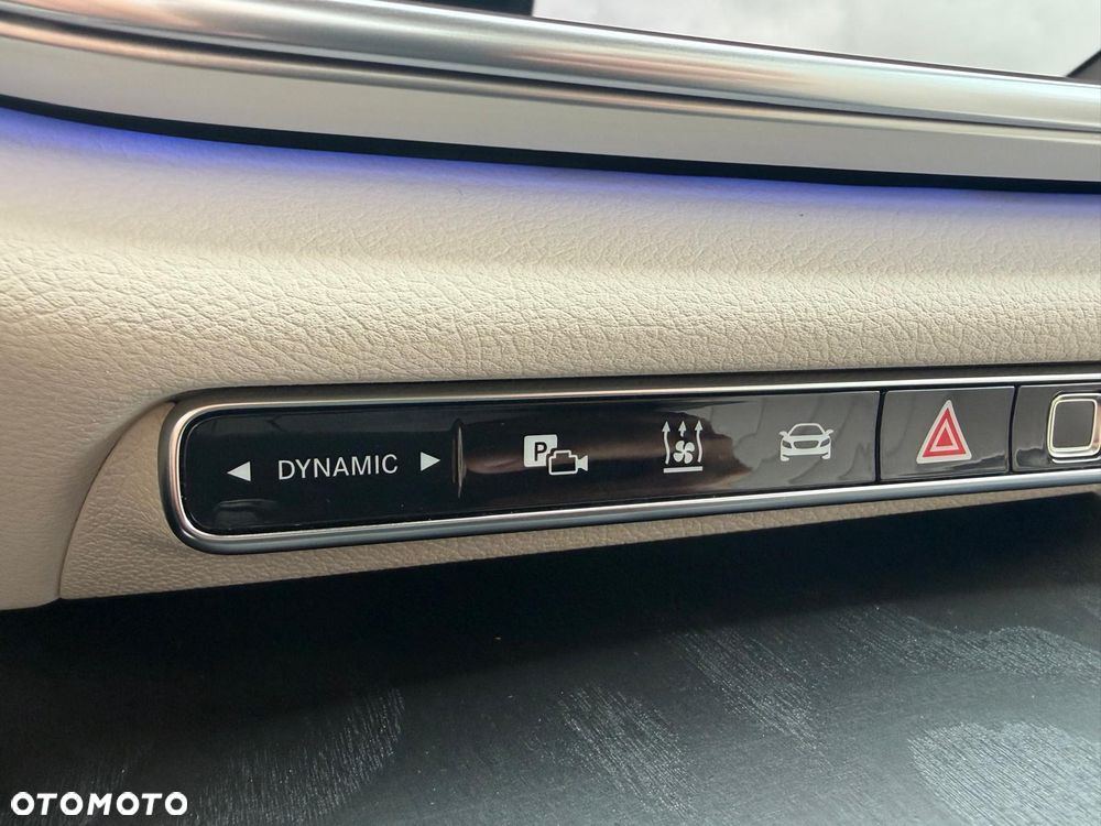 Mercedes-Benz Klasa E 220 d mHEV 4-Matic Exclusive 9G-Tronic - 29