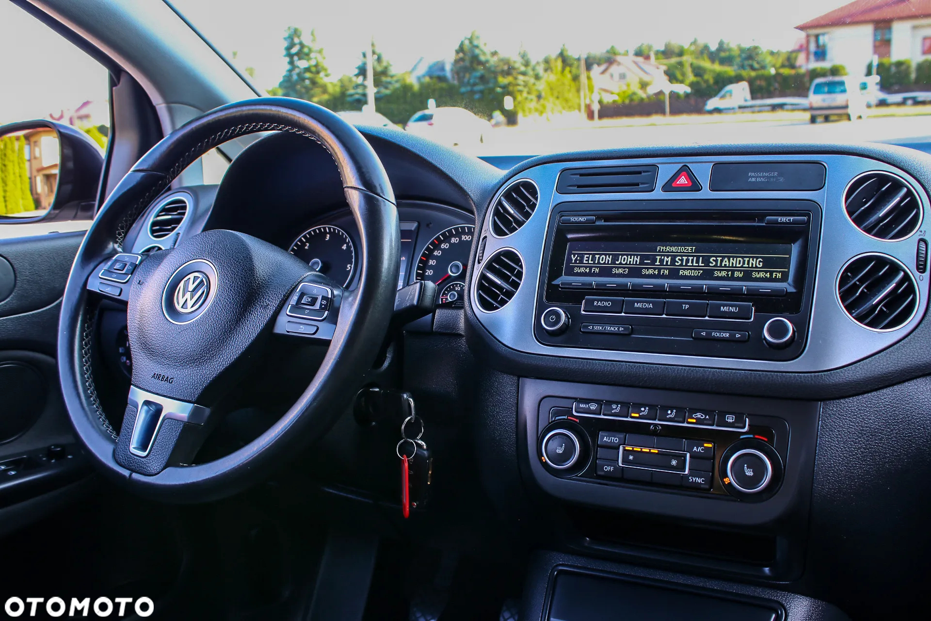 Volkswagen Golf Plus 2.0 TDI DPF MATCH - 37
