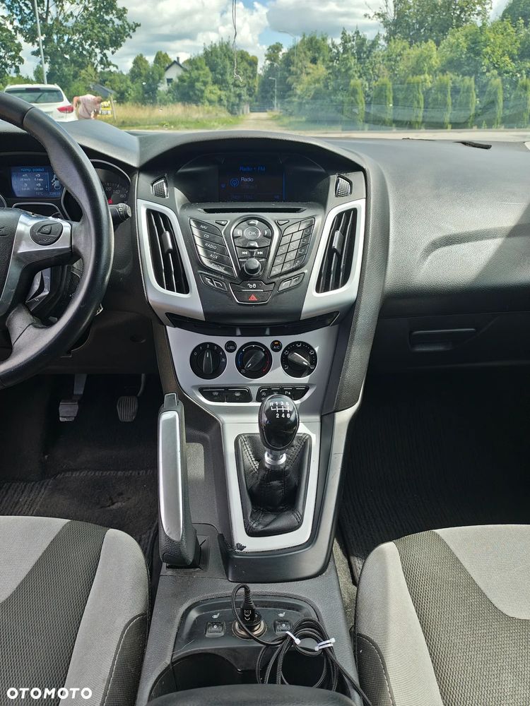 Ford Focus 1.6 TDCi DPF Champions Edition - 12