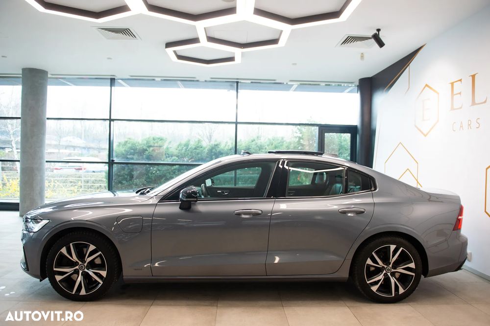 Volvo S60 T8 Recharge AWD Geartronic RDesign - 4