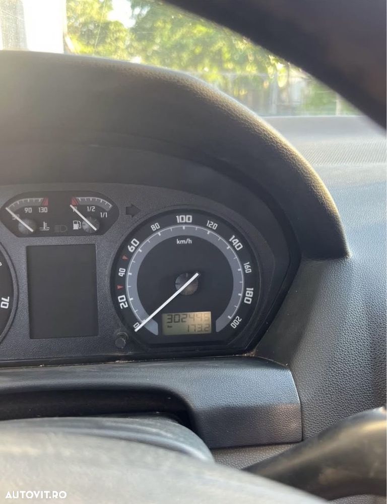 Skoda Fabia - 5