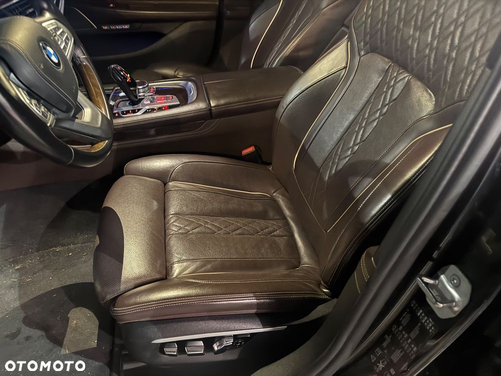 BMW Seria 7 750Ld xDrive - 14