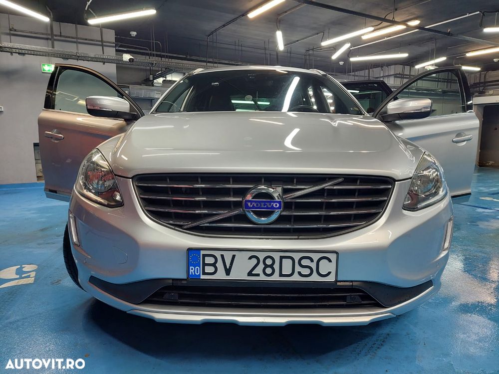 Volvo XC 60 T5 Geartronic Momentum - 14
