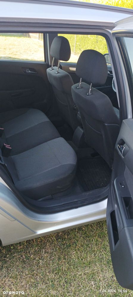 Opel Astra 1.6 Cosmo - 9